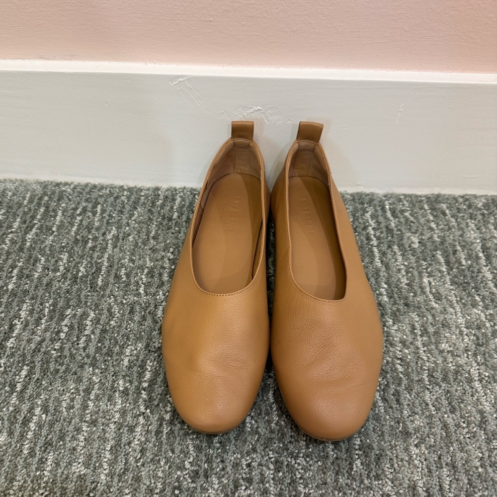 Everlane " The Day Glove"  Ballet Flats, Leather Shoes, Caramel Size 8.5